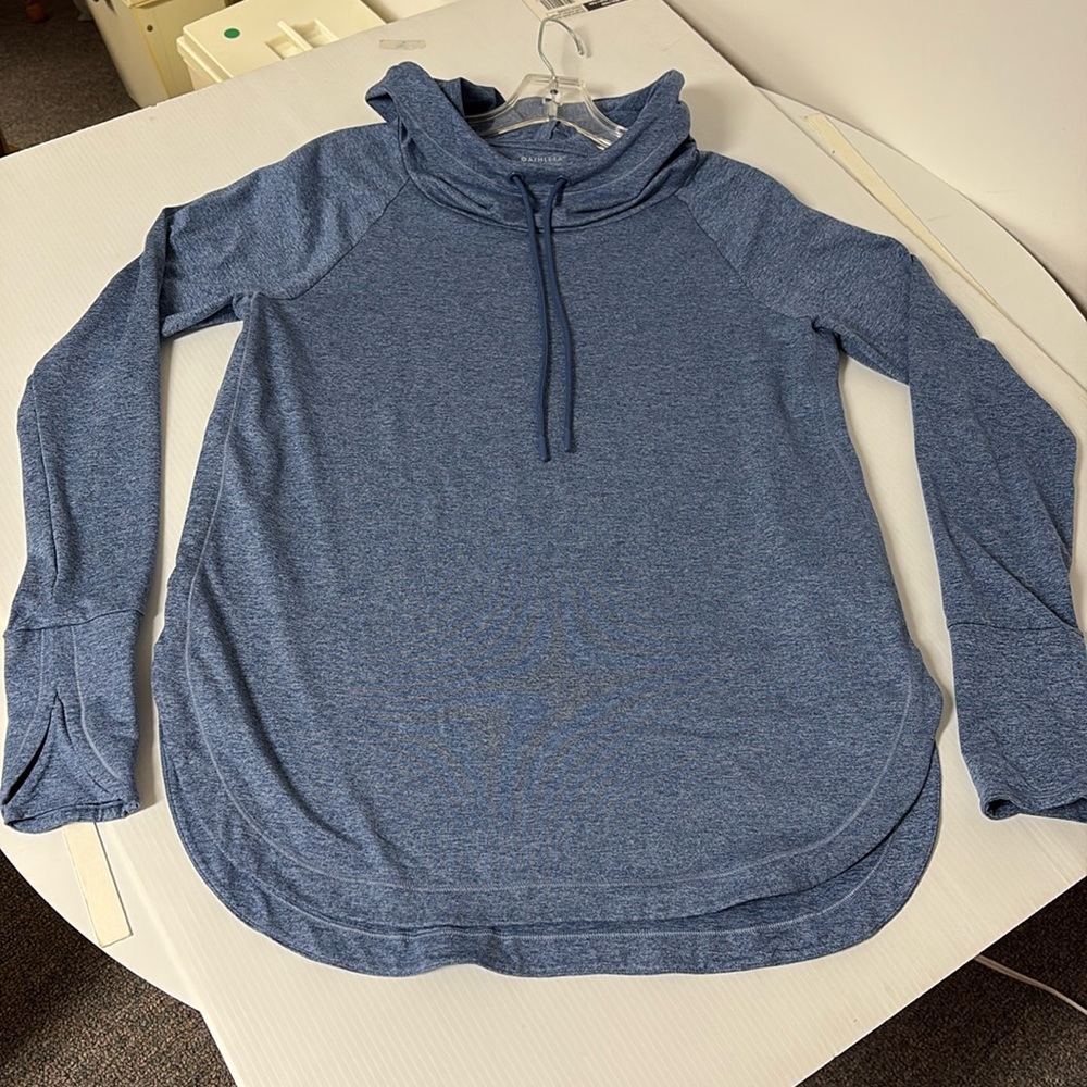 Athleta S